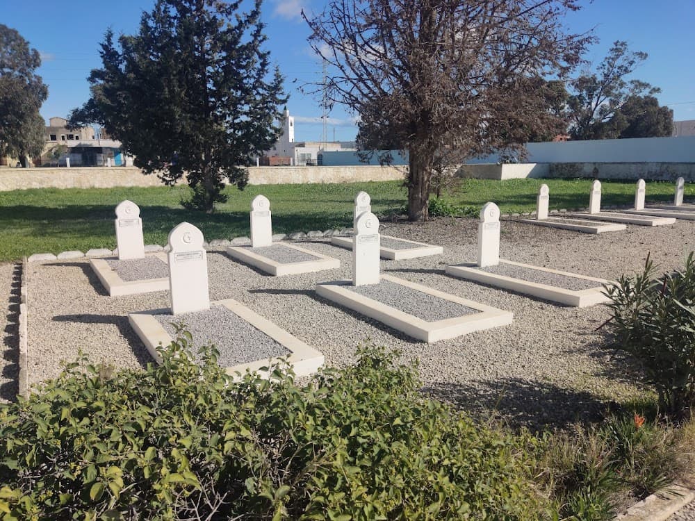 Cimetière militaire français de Takruna
